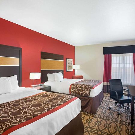 La Quinta By Wyndham Pearsall Eksteriør billede