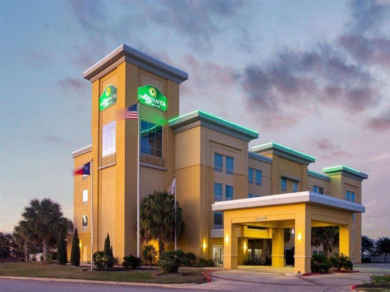 La Quinta By Wyndham Pearsall Eksteriør billede