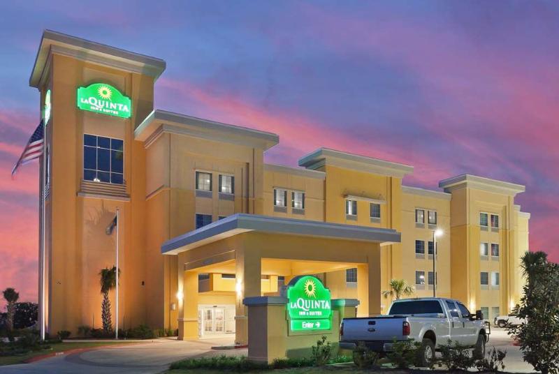 La Quinta By Wyndham Pearsall Eksteriør billede